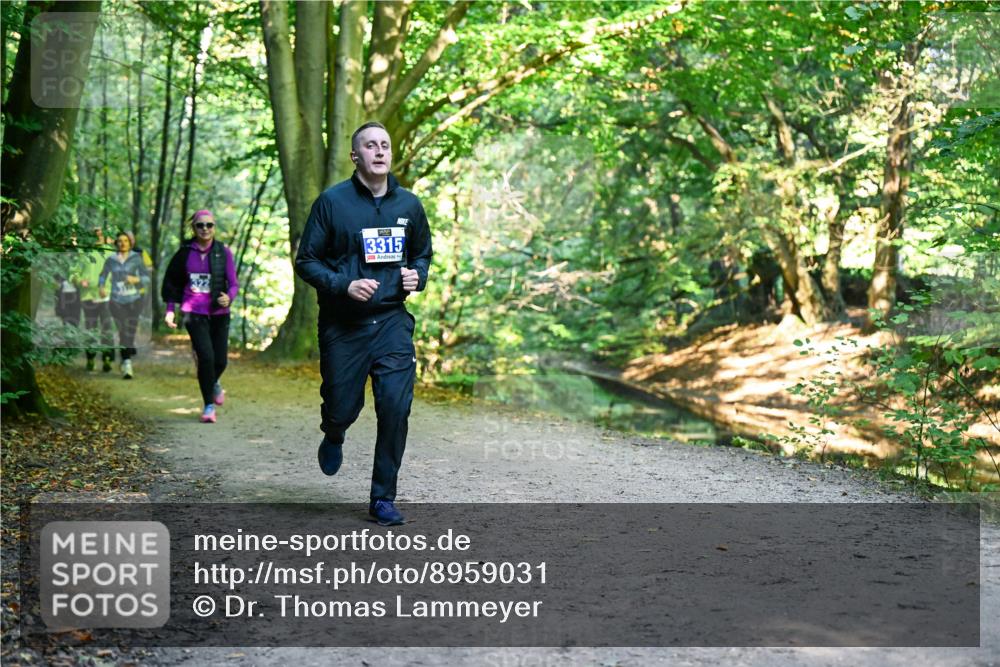 28.09.2025 - 33. Volkslauf durch das schöne Alstertal Dr. Thomas Lammeyer http://msf.ph/oto/8959031 28.09.2025 10:53:16 Laufen 3315 meine-sportfotos.de