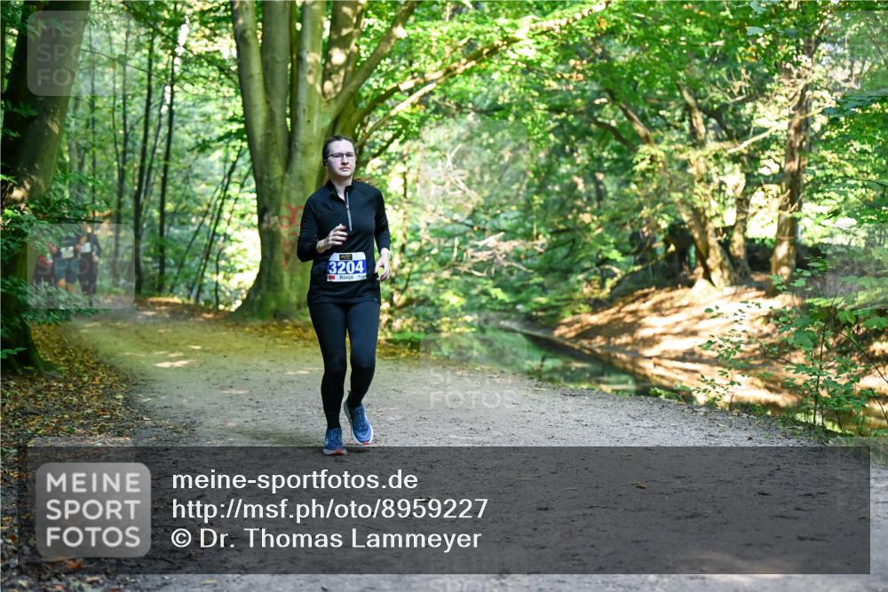 28.09.2025 - 33. Volkslauf durch das schöne Alstertal Dr. Thomas Lammeyer http://msf.ph/oto/8959227 28.09.2025 10:53:38 Laufen 3204 meine-sportfotos.de