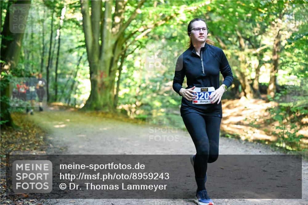 28.09.2025 - 33. Volkslauf durch das schöne Alstertal Dr. Thomas Lammeyer http://msf.ph/oto/8959243 28.09.2025 10:53:40 Laufen 320 meine-sportfotos.de
