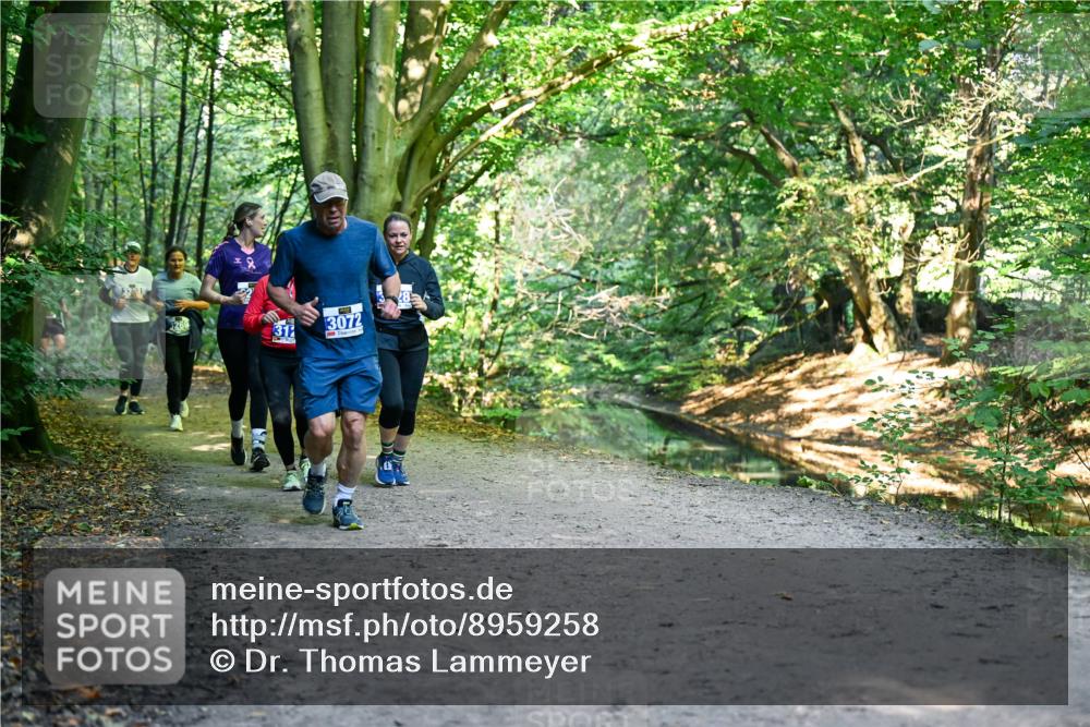 28.09.2025 - 33. Volkslauf durch das schöne Alstertal Dr. Thomas Lammeyer http://msf.ph/oto/8959258 28.09.2025 10:53:45 Laufen 269, 31, 3072, 28 meine-sportfotos.de