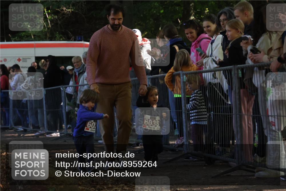 28.09.2025 - 33. Volkslauf durch das schöne Alstertal Strokosch-Dieckow http://msf.ph/oto/8959264 28.09.2025 10:44:23 Ziel  meine-sportfotos.de