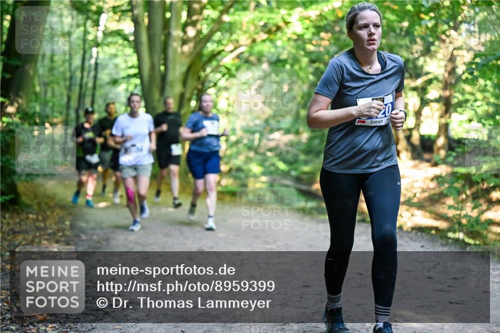 28.09.2025 - 33. Volkslauf durch das schöne Alstertal Dr. Thomas Lammeyer http://msf.ph/oto/8959399 28.09.2025 10:54:01 Laufen  meine-sportfotos.de