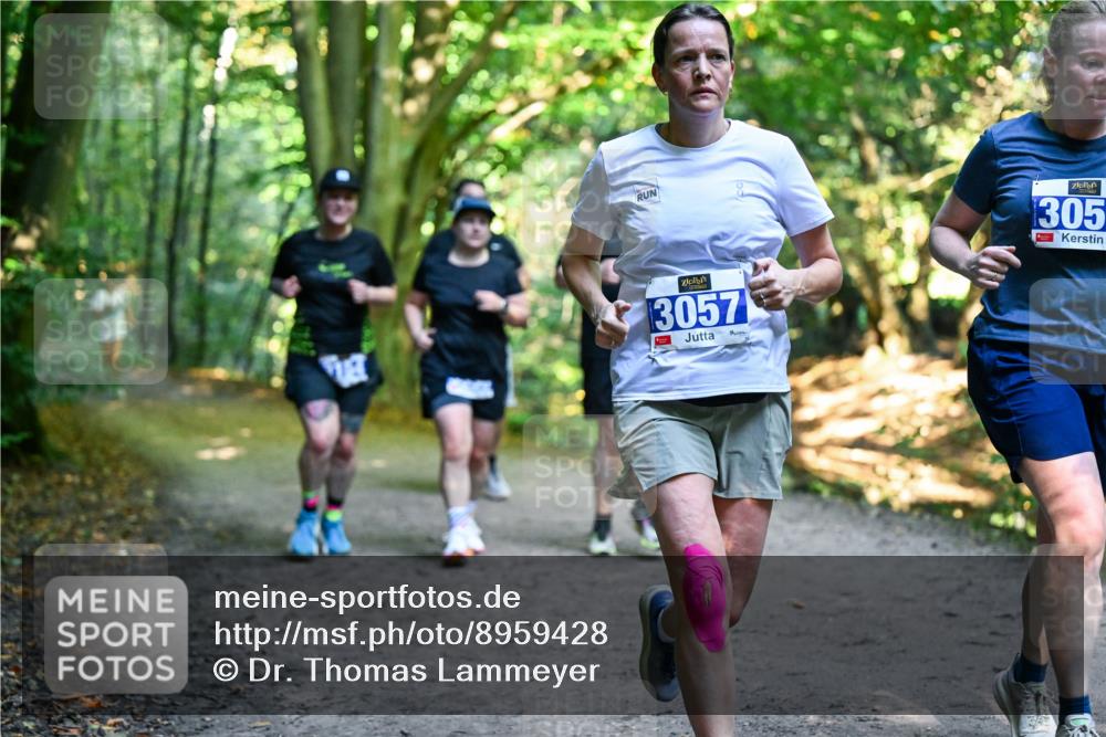 28.09.2025 - 33. Volkslauf durch das schöne Alstertal Dr. Thomas Lammeyer http://msf.ph/oto/8959428 28.09.2025 10:54:04 Laufen 3057, 305 meine-sportfotos.de
