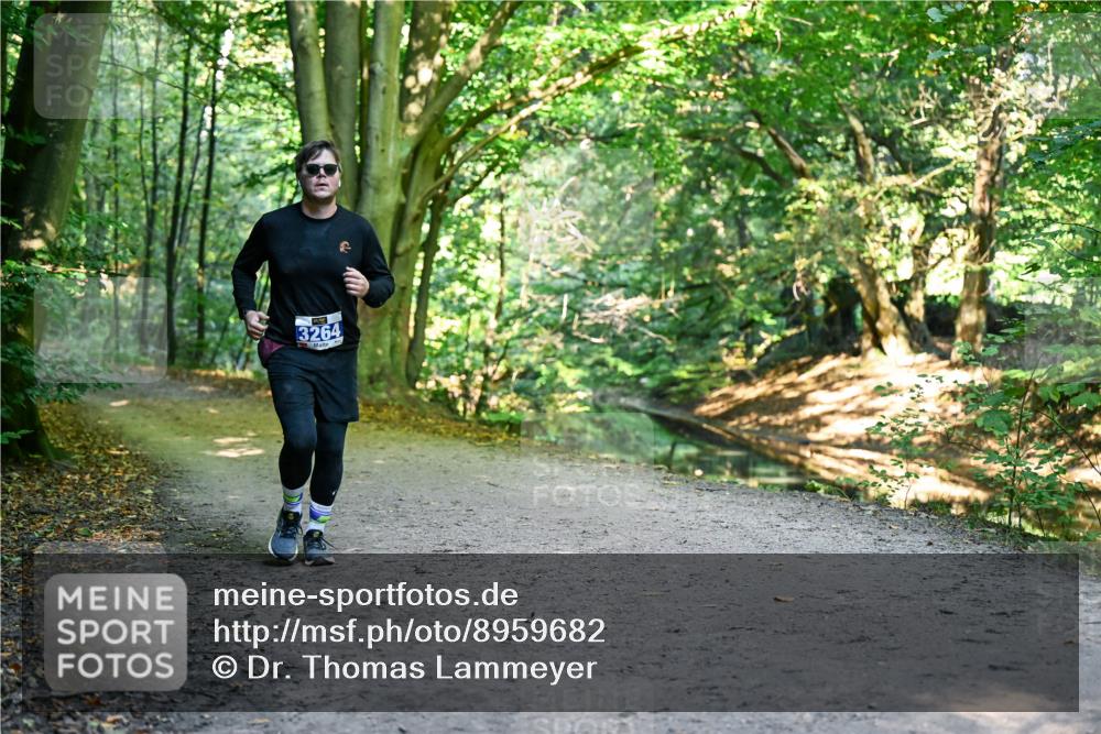 28.09.2025 - 33. Volkslauf durch das schöne Alstertal Dr. Thomas Lammeyer http://msf.ph/oto/8959682 28.09.2025 10:55:22 Laufen 3264 meine-sportfotos.de