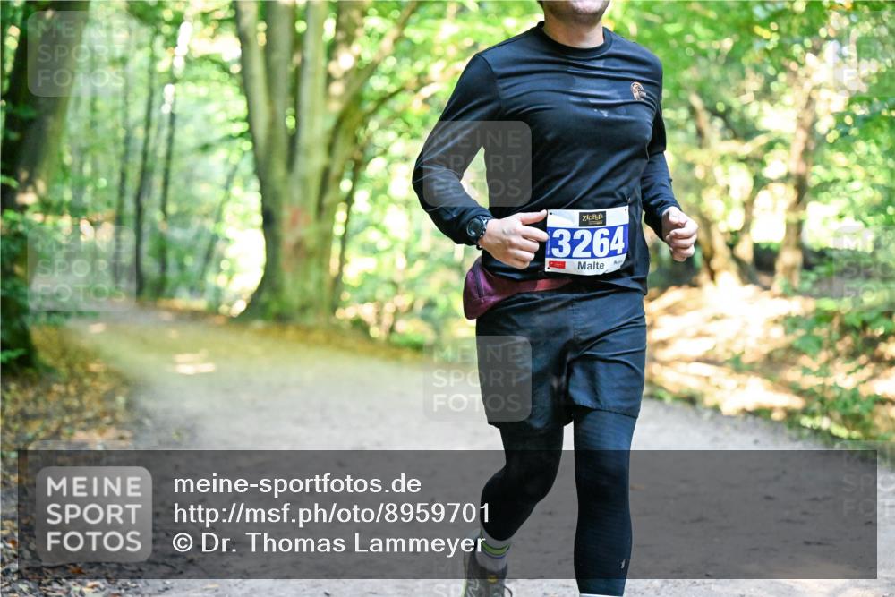 28.09.2025 - 33. Volkslauf durch das schöne Alstertal Dr. Thomas Lammeyer http://msf.ph/oto/8959701 28.09.2025 10:55:24 Laufen 3264 meine-sportfotos.de