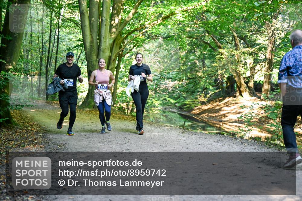28.09.2025 - 33. Volkslauf durch das schöne Alstertal Dr. Thomas Lammeyer http://msf.ph/oto/8959742 28.09.2025 10:55:41 Laufen 3047, 3253, 18 meine-sportfotos.de