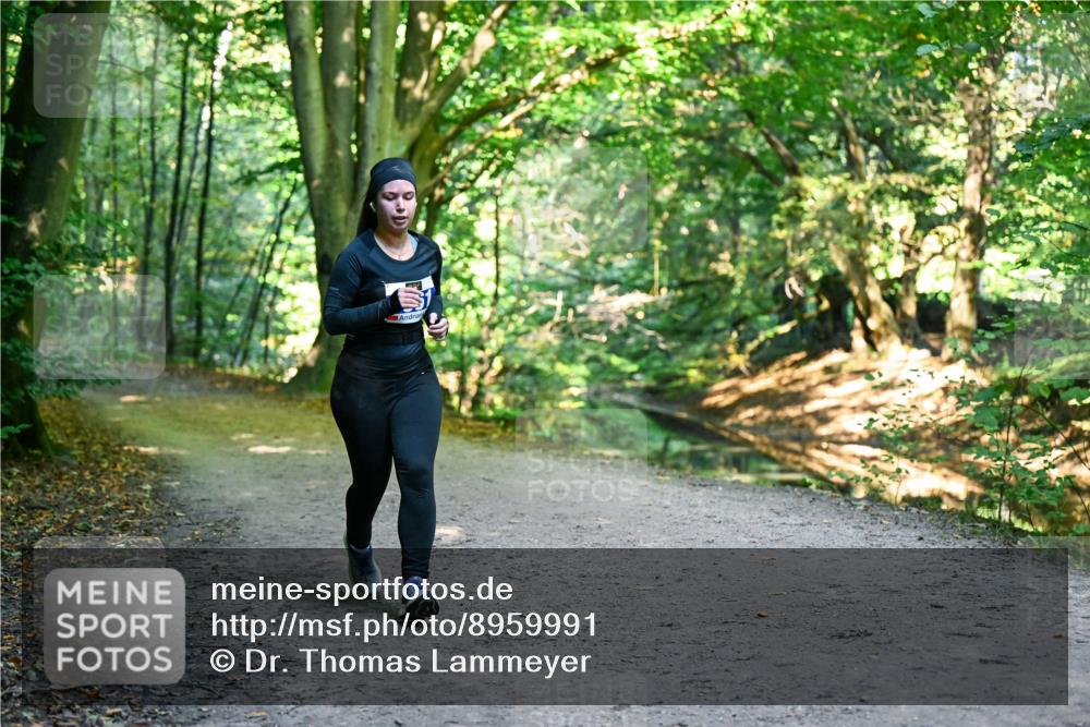 28.09.2025 - 33. Volkslauf durch das schöne Alstertal Dr. Thomas Lammeyer http://msf.ph/oto/8959991 28.09.2025 10:57:32 Laufen  meine-sportfotos.de