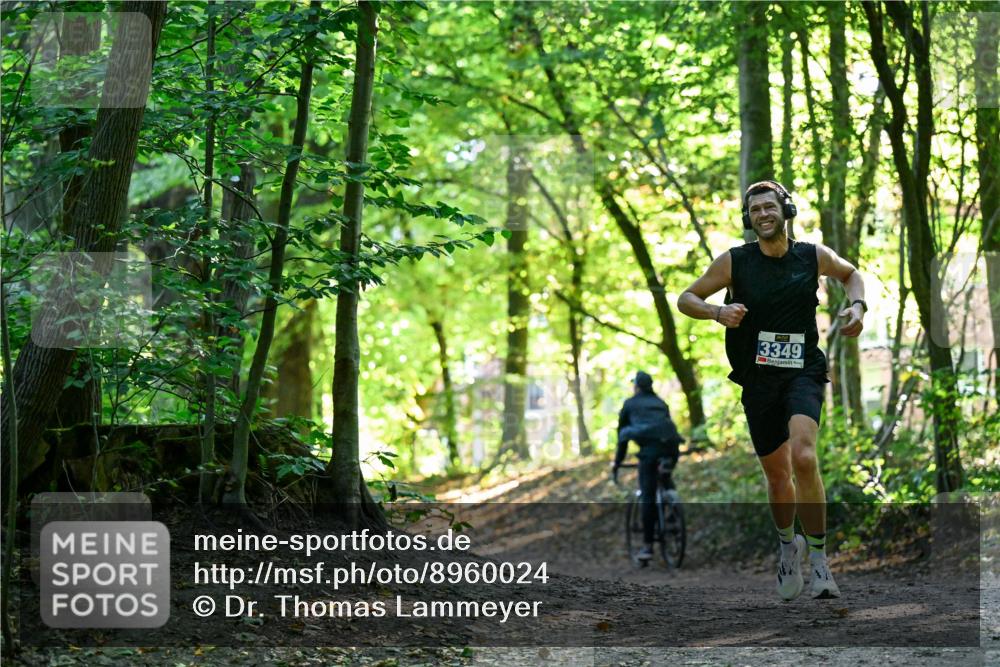 28.09.2025 - 33. Volkslauf durch das schöne Alstertal Dr. Thomas Lammeyer http://msf.ph/oto/8960024 28.09.2025 10:58:47 Laufen 3349 meine-sportfotos.de