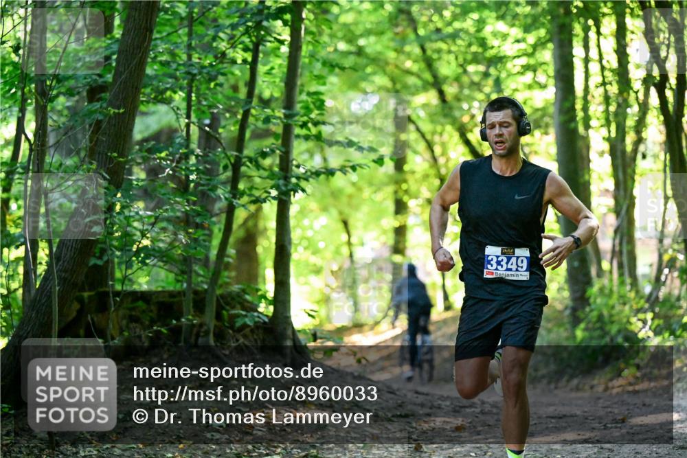 28.09.2025 - 33. Volkslauf durch das schöne Alstertal Dr. Thomas Lammeyer http://msf.ph/oto/8960033 28.09.2025 10:58:48 Laufen 3349 meine-sportfotos.de