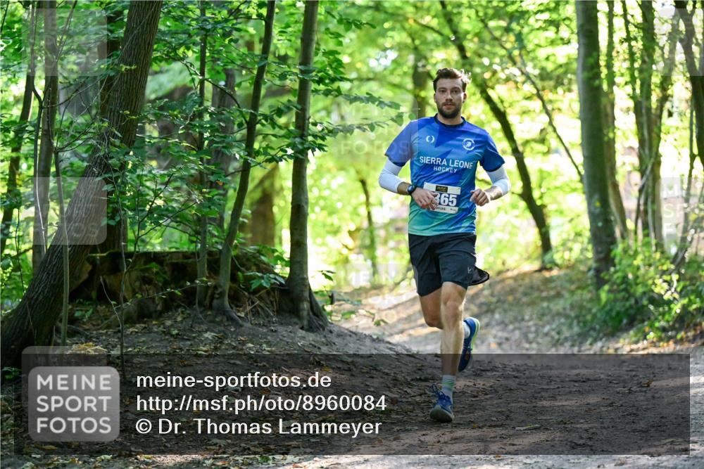 28.09.2025 - 33. Volkslauf durch das schöne Alstertal Dr. Thomas Lammeyer http://msf.ph/oto/8960084 28.09.2025 10:59:21 Laufen 365 meine-sportfotos.de