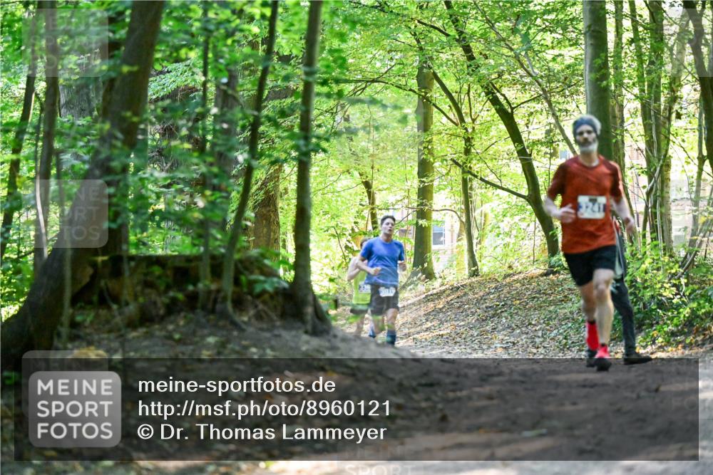 28.09.2025 - 33. Volkslauf durch das schöne Alstertal Dr. Thomas Lammeyer http://msf.ph/oto/8960121 28.09.2025 10:59:45 Laufen  meine-sportfotos.de