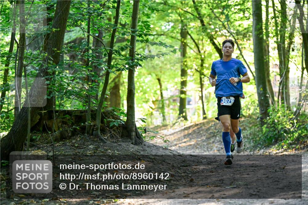 28.09.2025 - 33. Volkslauf durch das schöne Alstertal Dr. Thomas Lammeyer http://msf.ph/oto/8960142 28.09.2025 10:59:49 Laufen 3079 meine-sportfotos.de