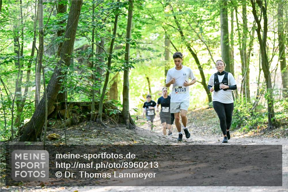 28.09.2025 - 33. Volkslauf durch das schöne Alstertal Dr. Thomas Lammeyer http://msf.ph/oto/8960213 28.09.2025 11:00:48 Laufen 3925 meine-sportfotos.de