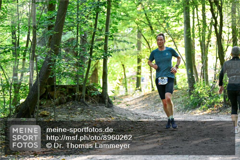 28.09.2025 - 33. Volkslauf durch das schöne Alstertal Dr. Thomas Lammeyer http://msf.ph/oto/8960262 28.09.2025 11:00:59 Laufen 3256 meine-sportfotos.de