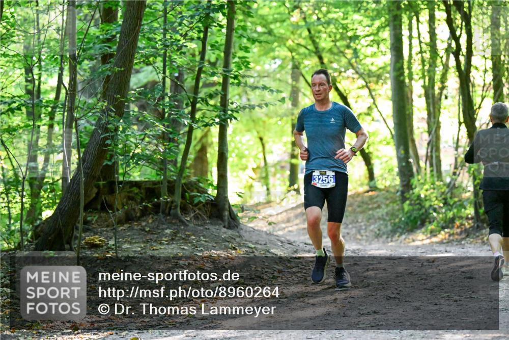 28.09.2025 - 33. Volkslauf durch das schöne Alstertal Dr. Thomas Lammeyer http://msf.ph/oto/8960264 28.09.2025 11:00:59 Laufen 3256 meine-sportfotos.de