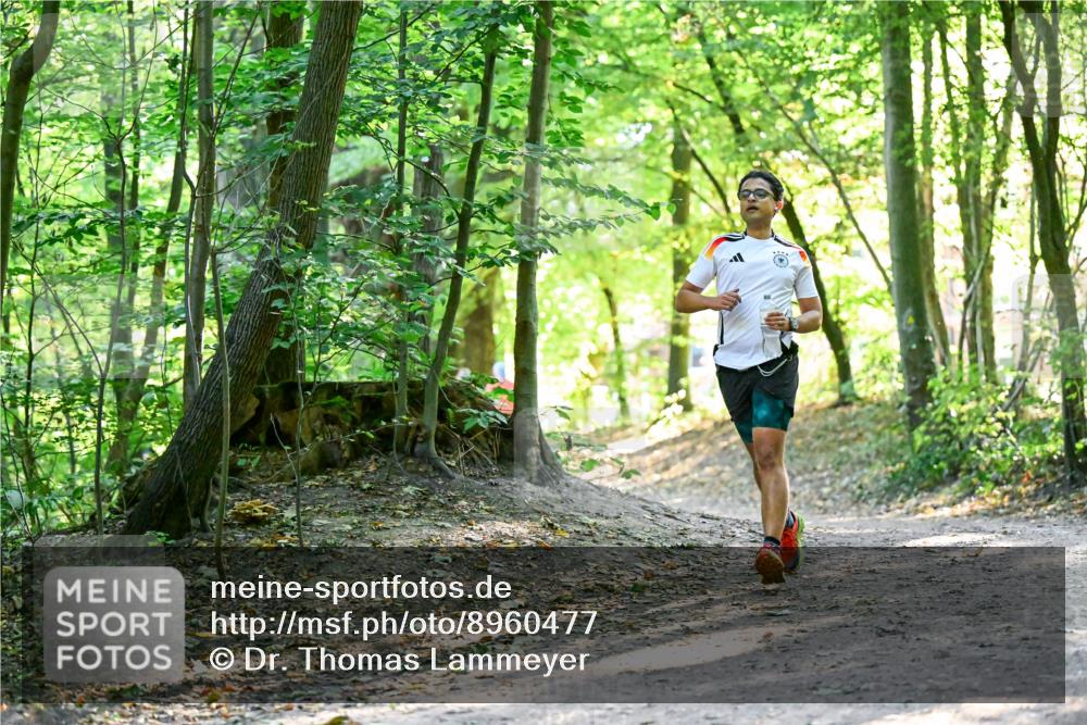 28.09.2025 - 33. Volkslauf durch das schöne Alstertal Dr. Thomas Lammeyer http://msf.ph/oto/8960477 28.09.2025 11:02:51 Laufen  meine-sportfotos.de