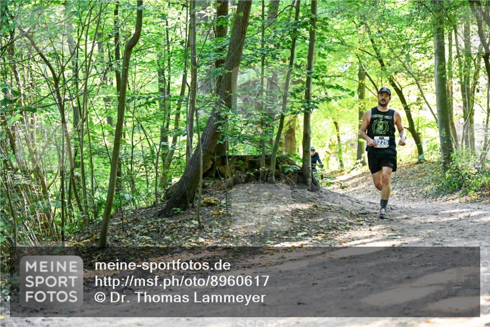 28.09.2025 - 33. Volkslauf durch das schöne Alstertal Dr. Thomas Lammeyer http://msf.ph/oto/8960617 28.09.2025 11:03:37 Laufen 3225 meine-sportfotos.de