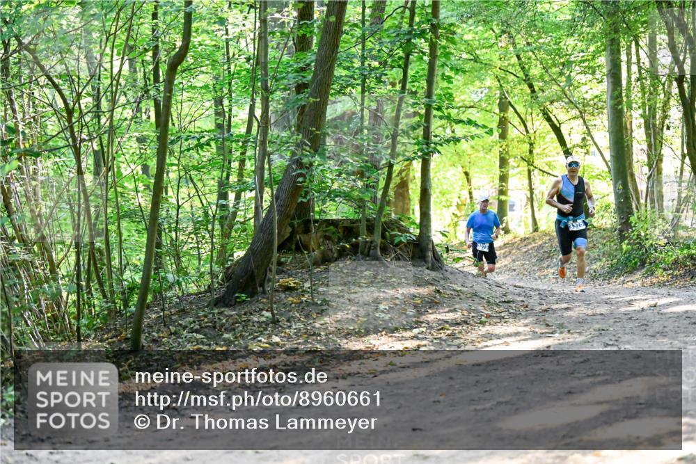 28.09.2025 - 33. Volkslauf durch das schöne Alstertal Dr. Thomas Lammeyer http://msf.ph/oto/8960661 28.09.2025 11:03:55 Laufen 3373, 3375 meine-sportfotos.de