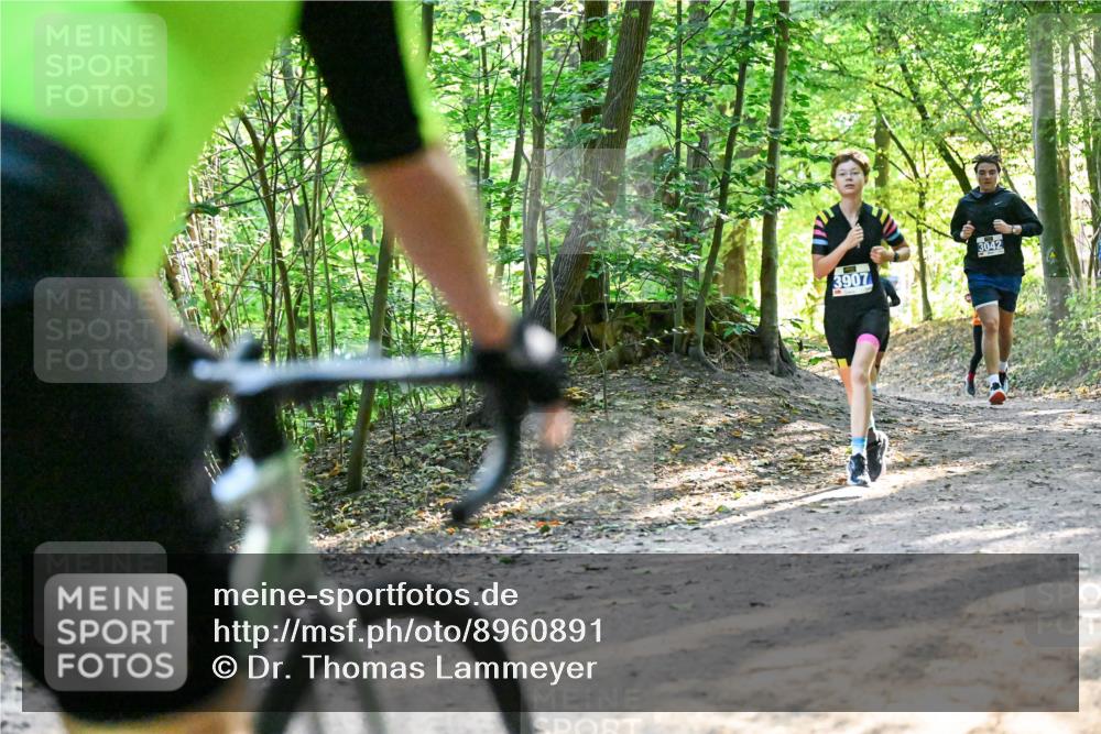 28.09.2025 - 33. Volkslauf durch das schöne Alstertal Dr. Thomas Lammeyer http://msf.ph/oto/8960891 28.09.2025 11:05:29 Laufen 3907, 3042 meine-sportfotos.de