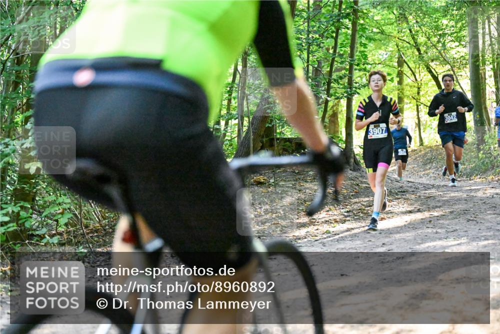 28.09.2025 - 33. Volkslauf durch das schöne Alstertal Dr. Thomas Lammeyer http://msf.ph/oto/8960892 28.09.2025 11:05:29 Laufen 3042, 3907 meine-sportfotos.de