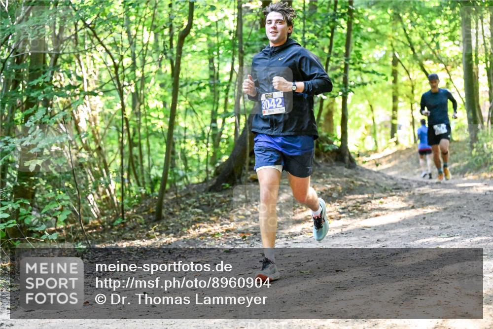 28.09.2025 - 33. Volkslauf durch das schöne Alstertal Dr. Thomas Lammeyer http://msf.ph/oto/8960904 28.09.2025 11:05:32 Laufen 3042, 200 meine-sportfotos.de