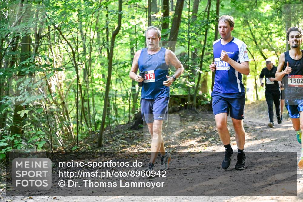 28.09.2025 - 33. Volkslauf durch das schöne Alstertal Dr. Thomas Lammeyer http://msf.ph/oto/8960942 28.09.2025 11:05:49 Laufen 519, 3941, 1502 meine-sportfotos.de