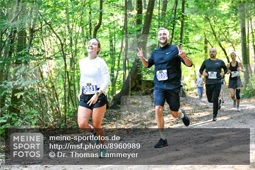 28.09.2025 - 33. Volkslauf durch das schöne Alstertal Dr. Thomas Lammeyer http://msf.ph/oto/8960989 28.09.2025 11:05:56 Laufen 3031, 3030, 3169 meine-sportfotos.de