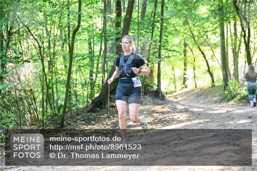 28.09.2025 - 33. Volkslauf durch das schöne Alstertal Dr. Thomas Lammeyer http://msf.ph/oto/8961523 28.09.2025 11:07:25 Laufen 394 meine-sportfotos.de
