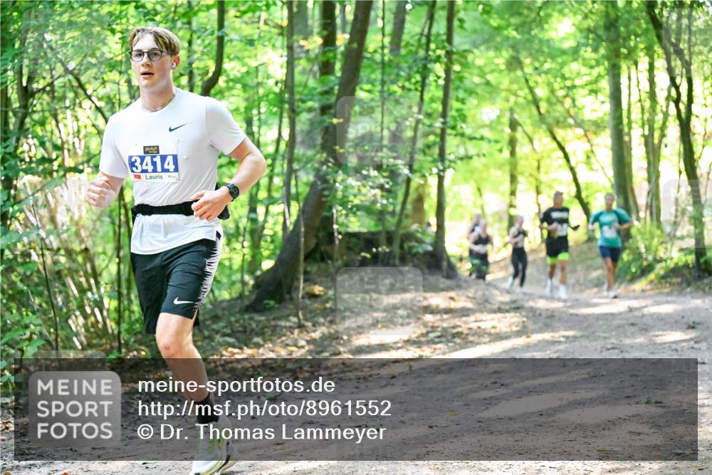 28.09.2025 - 33. Volkslauf durch das schöne Alstertal Dr. Thomas Lammeyer http://msf.ph/oto/8961552 28.09.2025 11:07:40 Laufen 3414 meine-sportfotos.de