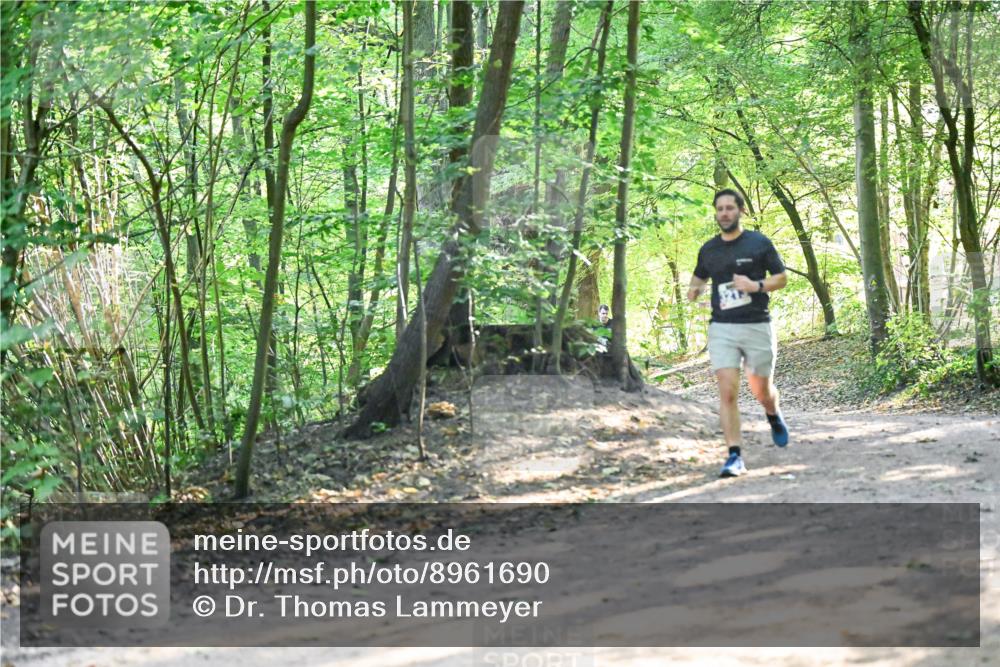 28.09.2025 - 33. Volkslauf durch das schöne Alstertal Dr. Thomas Lammeyer http://msf.ph/oto/8961690 28.09.2025 11:08:12 Laufen  meine-sportfotos.de