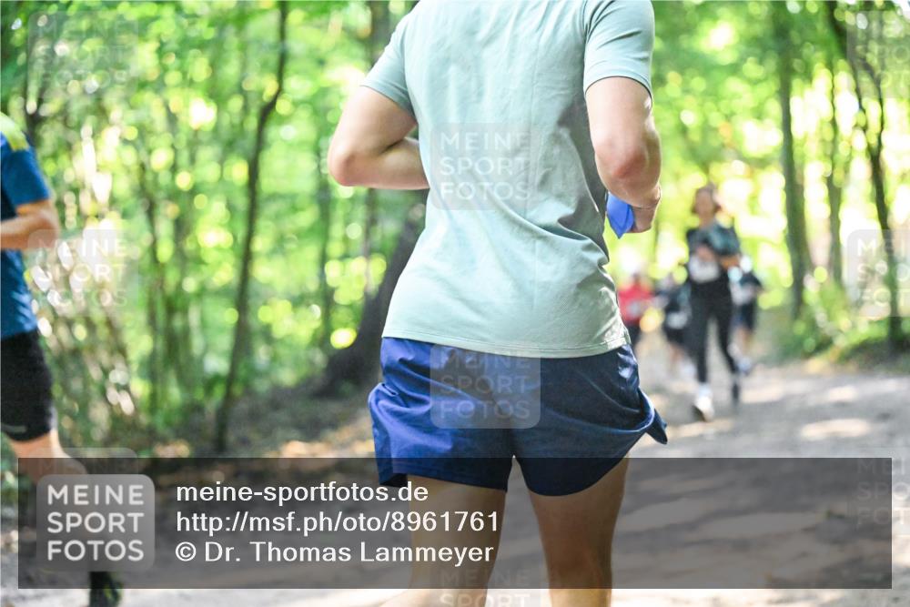 28.09.2025 - 33. Volkslauf durch das schöne Alstertal Dr. Thomas Lammeyer http://msf.ph/oto/8961761 28.09.2025 11:08:26 Laufen  meine-sportfotos.de