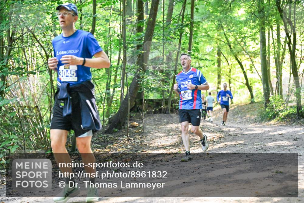 28.09.2025 - 33. Volkslauf durch das schöne Alstertal Dr. Thomas Lammeyer http://msf.ph/oto/8961832 28.09.2025 11:08:39 Laufen 3045, 3066 meine-sportfotos.de