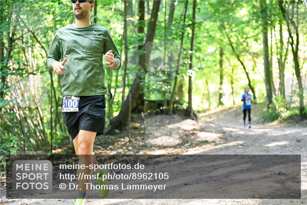 28.09.2025 - 33. Volkslauf durch das schöne Alstertal Dr. Thomas Lammeyer http://msf.ph/oto/8962105 28.09.2025 11:09:49 Laufen 3100 meine-sportfotos.de