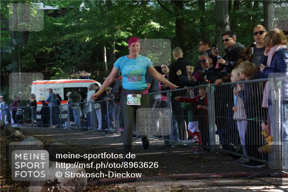 28.09.2025 - 33. Volkslauf durch das schöne Alstertal Strokosch-Dieckow http://msf.ph/oto/8963626 28.09.2025 11:05:49 Ziel 4085 meine-sportfotos.de
