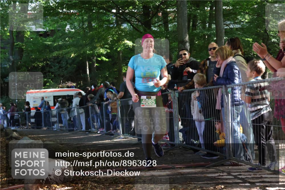 28.09.2025 - 33. Volkslauf durch das schöne Alstertal Strokosch-Dieckow http://msf.ph/oto/8963628 28.09.2025 11:05:50 Ziel 4085 meine-sportfotos.de