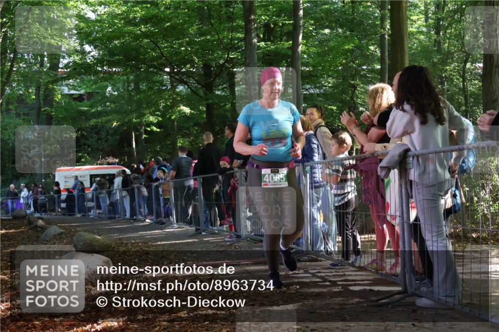 28.09.2025 - 33. Volkslauf durch das schöne Alstertal Strokosch-Dieckow http://msf.ph/oto/8963734 28.09.2025 11:05:50 Ziel 4085 meine-sportfotos.de