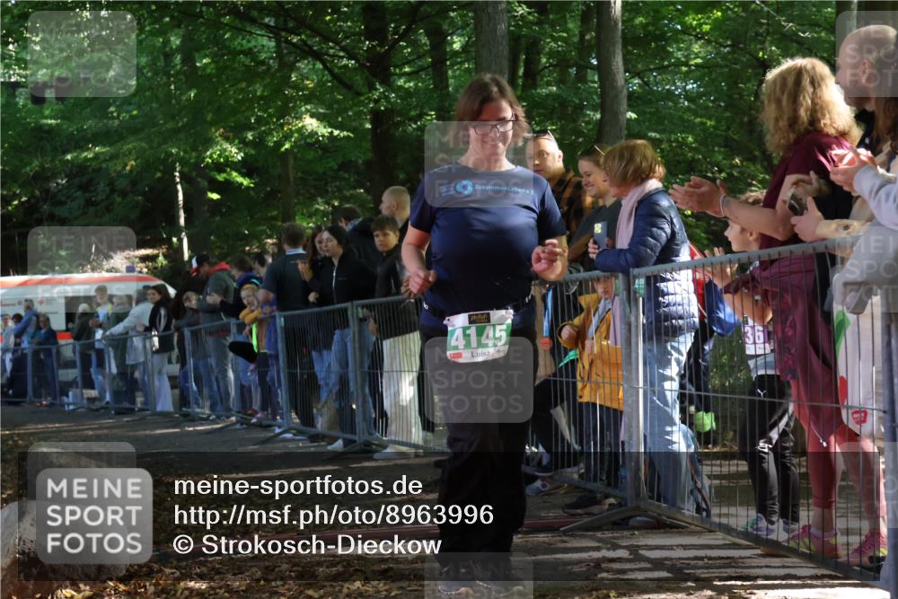 28.09.2025 - 33. Volkslauf durch das schöne Alstertal Strokosch-Dieckow http://msf.ph/oto/8963996 28.09.2025 11:09:24 Ziel 4145 meine-sportfotos.de