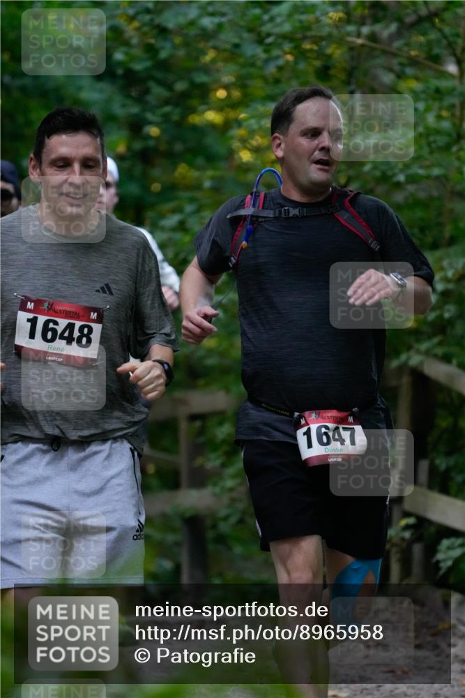 28.09.2025 - 33. Volkslauf durch das schöne Alstertal Patografie http://msf.ph/oto/8965958 28.09.2025 09:14:02 Laufen 1648, 1647 meine-sportfotos.de