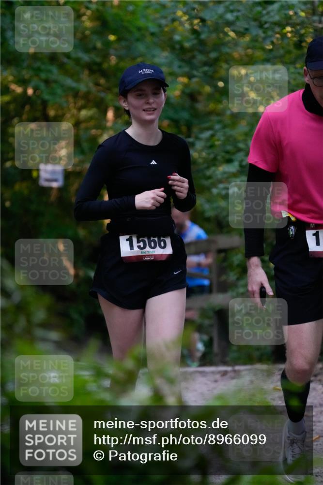 28.09.2025 - 33. Volkslauf durch das schöne Alstertal Patografie http://msf.ph/oto/8966099 28.09.2025 09:19:57 Laufen 2, 24, 1566 meine-sportfotos.de