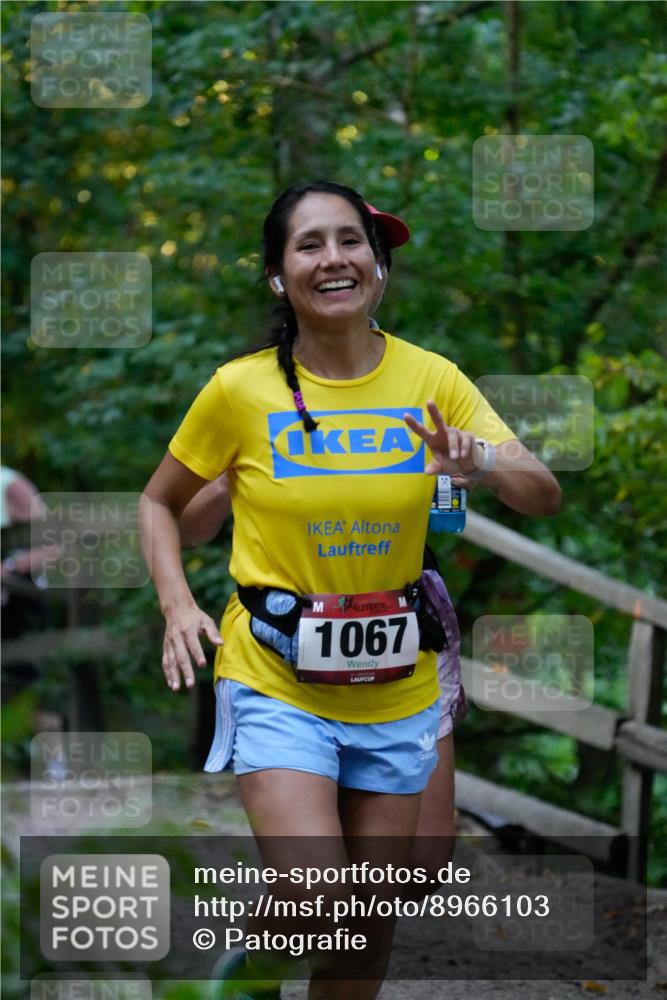 28.09.2025 - 33. Volkslauf durch das schöne Alstertal Patografie http://msf.ph/oto/8966103 28.09.2025 09:20:17 Laufen 1067 meine-sportfotos.de
