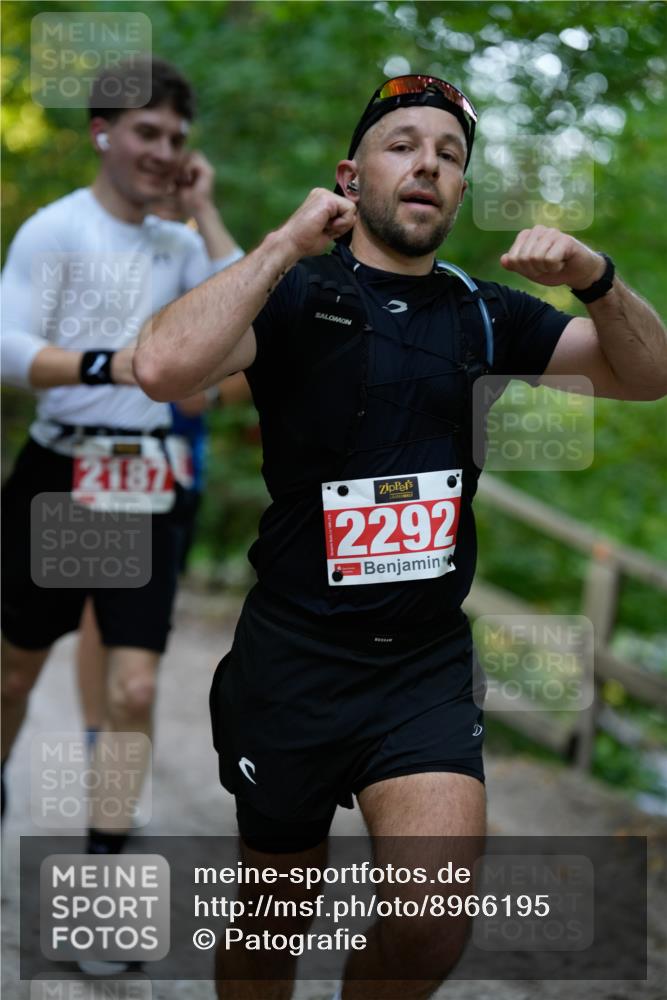 28.09.2025 - 33. Volkslauf durch das schöne Alstertal Patografie http://msf.ph/oto/8966195 28.09.2025 09:32:13 Laufen 2187, 2292 meine-sportfotos.de
