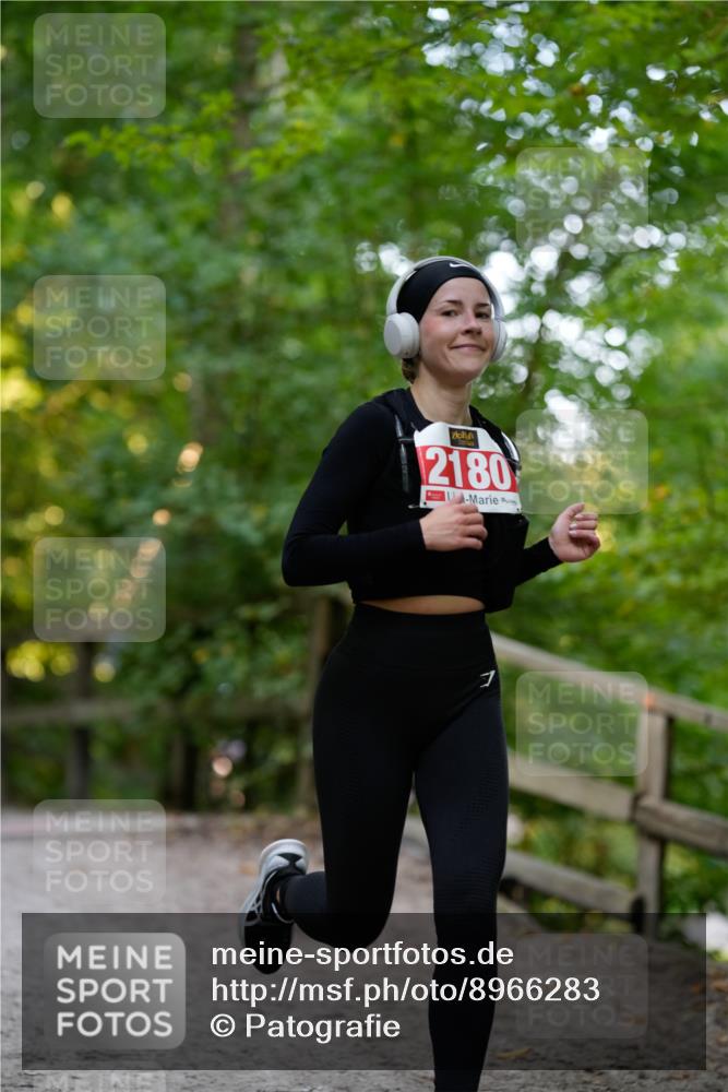 28.09.2025 - 33. Volkslauf durch das schöne Alstertal Patografie http://msf.ph/oto/8966283 28.09.2025 09:34:54 Laufen 2180, 1 meine-sportfotos.de