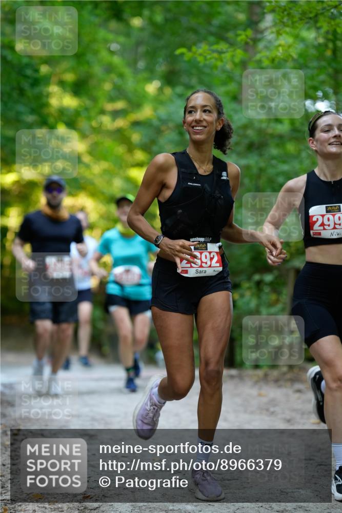 28.09.2025 - 33. Volkslauf durch das schöne Alstertal Patografie http://msf.ph/oto/8966379 28.09.2025 09:37:29 Laufen 392, 299 meine-sportfotos.de
