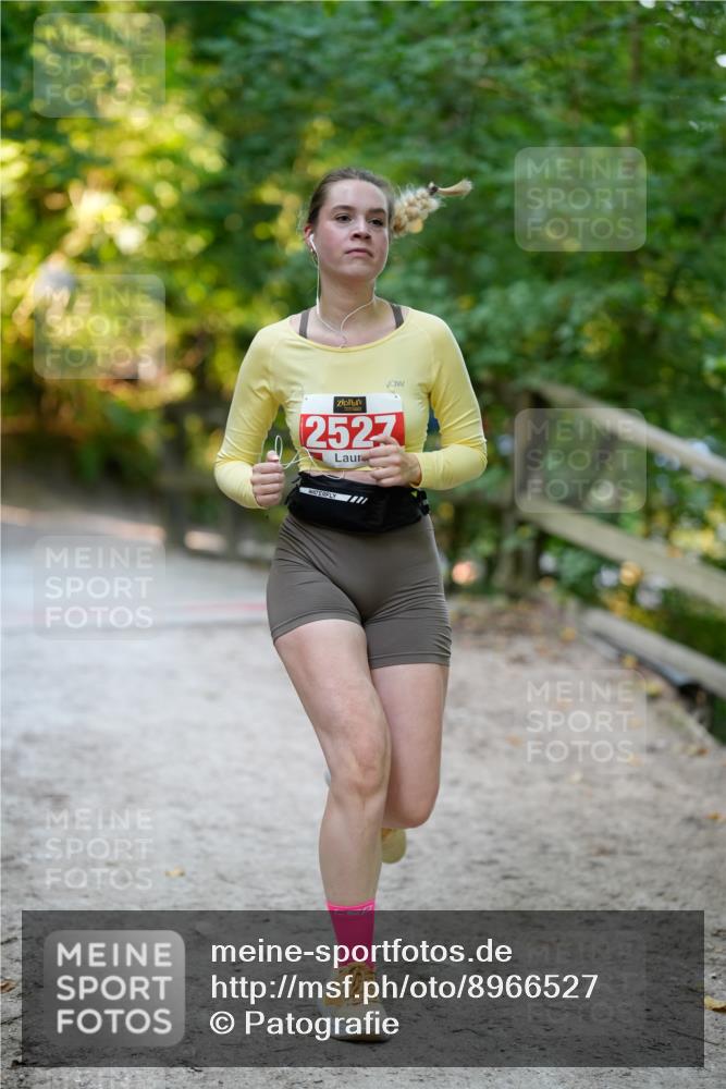 28.09.2025 - 33. Volkslauf durch das schöne Alstertal Patografie http://msf.ph/oto/8966527 28.09.2025 09:43:31 Laufen 2527 meine-sportfotos.de