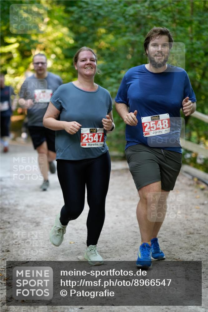 28.09.2025 - 33. Volkslauf durch das schöne Alstertal Patografie http://msf.ph/oto/8966547 28.09.2025 09:45:10 Laufen 2547, 2548 meine-sportfotos.de