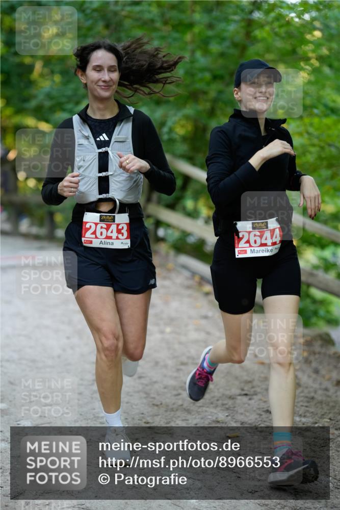 28.09.2025 - 33. Volkslauf durch das schöne Alstertal Patografie http://msf.ph/oto/8966553 28.09.2025 09:46:14 Laufen 2643, 2644 meine-sportfotos.de