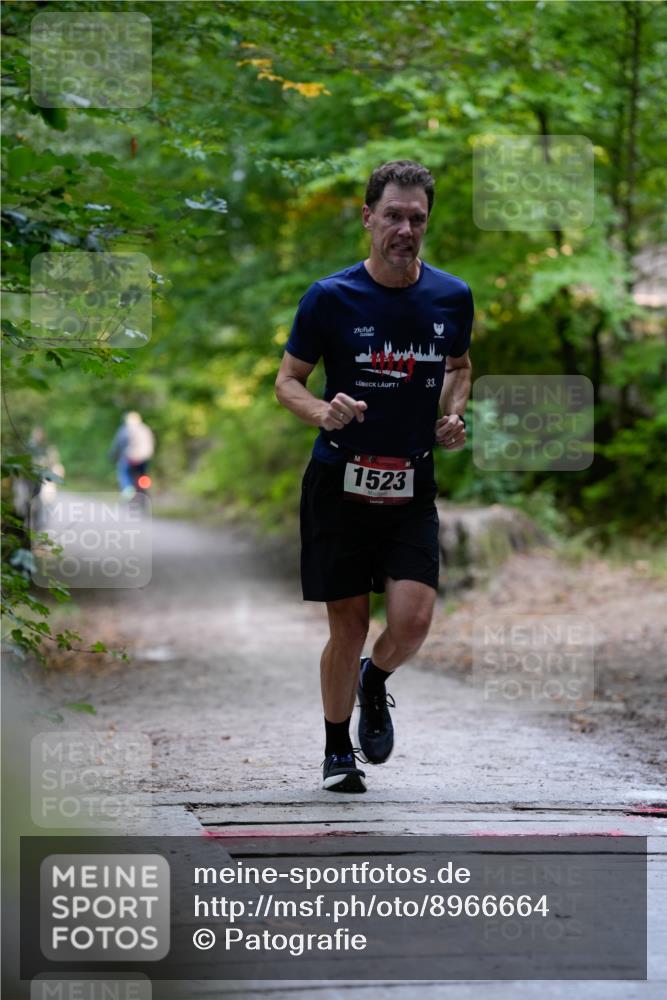 28.09.2025 - 33. Volkslauf durch das schöne Alstertal Patografie http://msf.ph/oto/8966664 28.09.2025 09:58:57 Laufen 1523, 33 meine-sportfotos.de