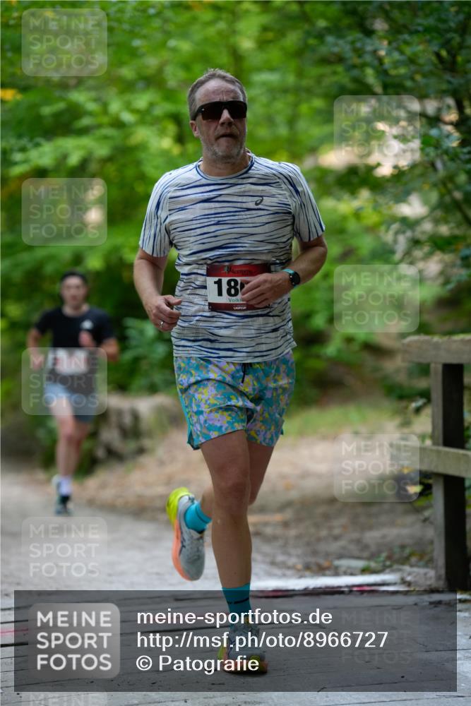 28.09.2025 - 33. Volkslauf durch das schöne Alstertal Patografie http://msf.ph/oto/8966727 28.09.2025 10:06:25 Laufen 18 meine-sportfotos.de