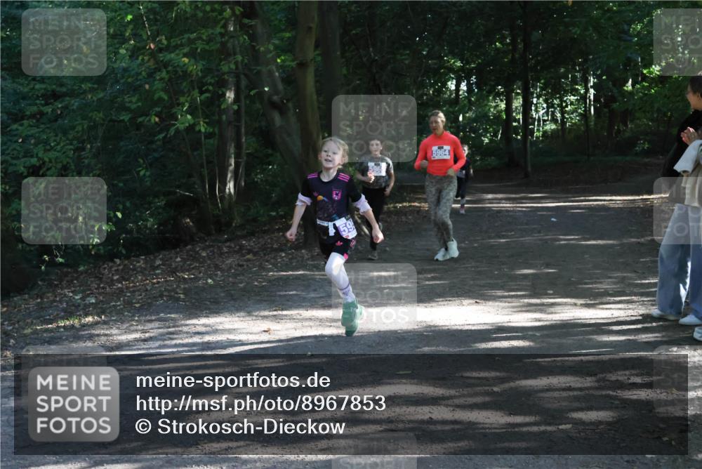 28.09.2025 - 33. Volkslauf durch das schöne Alstertal Strokosch-Dieckow http://msf.ph/oto/8967853 28.09.2025 10:45:30 Laufen 5964 meine-sportfotos.de