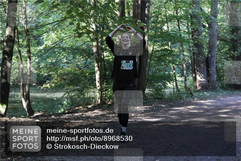 28.09.2025 - 33. Volkslauf durch das schöne Alstertal Strokosch-Dieckow http://msf.ph/oto/8968530 28.09.2025 11:04:02 Laufen 4072 meine-sportfotos.de